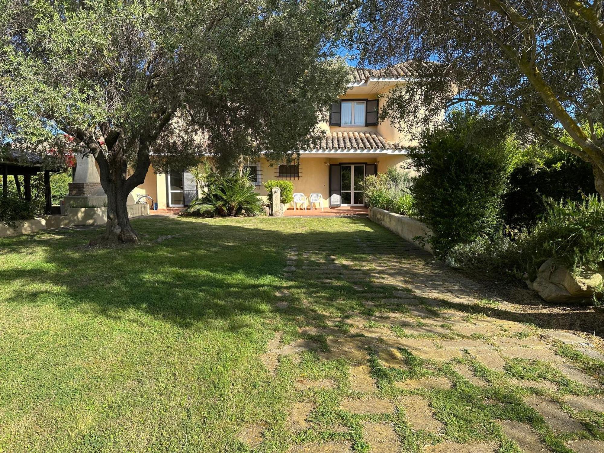 Villa Degli Olivi Pula Exterior photo